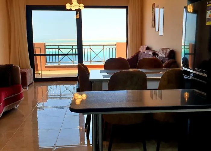 The View Apartahotel *